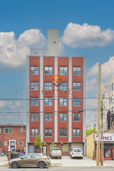 855A Mother Gaston Blvd, Brooklyn, NY à louer - Photo de l’immeuble – Image 1 sur 5
