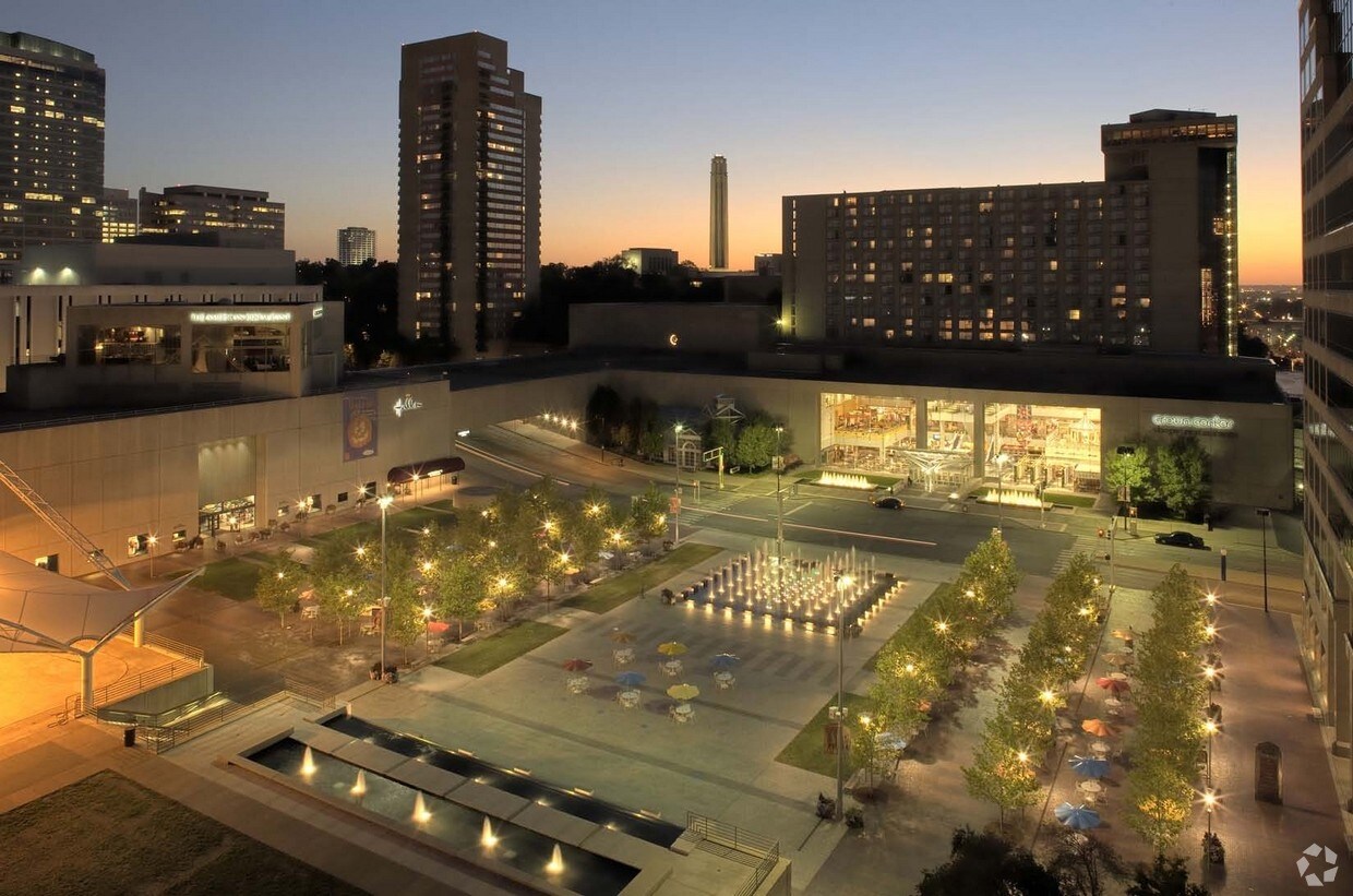 2450 Grand Blvd, Kansas City, MO à louer Photo principale– Image 1 sur 2