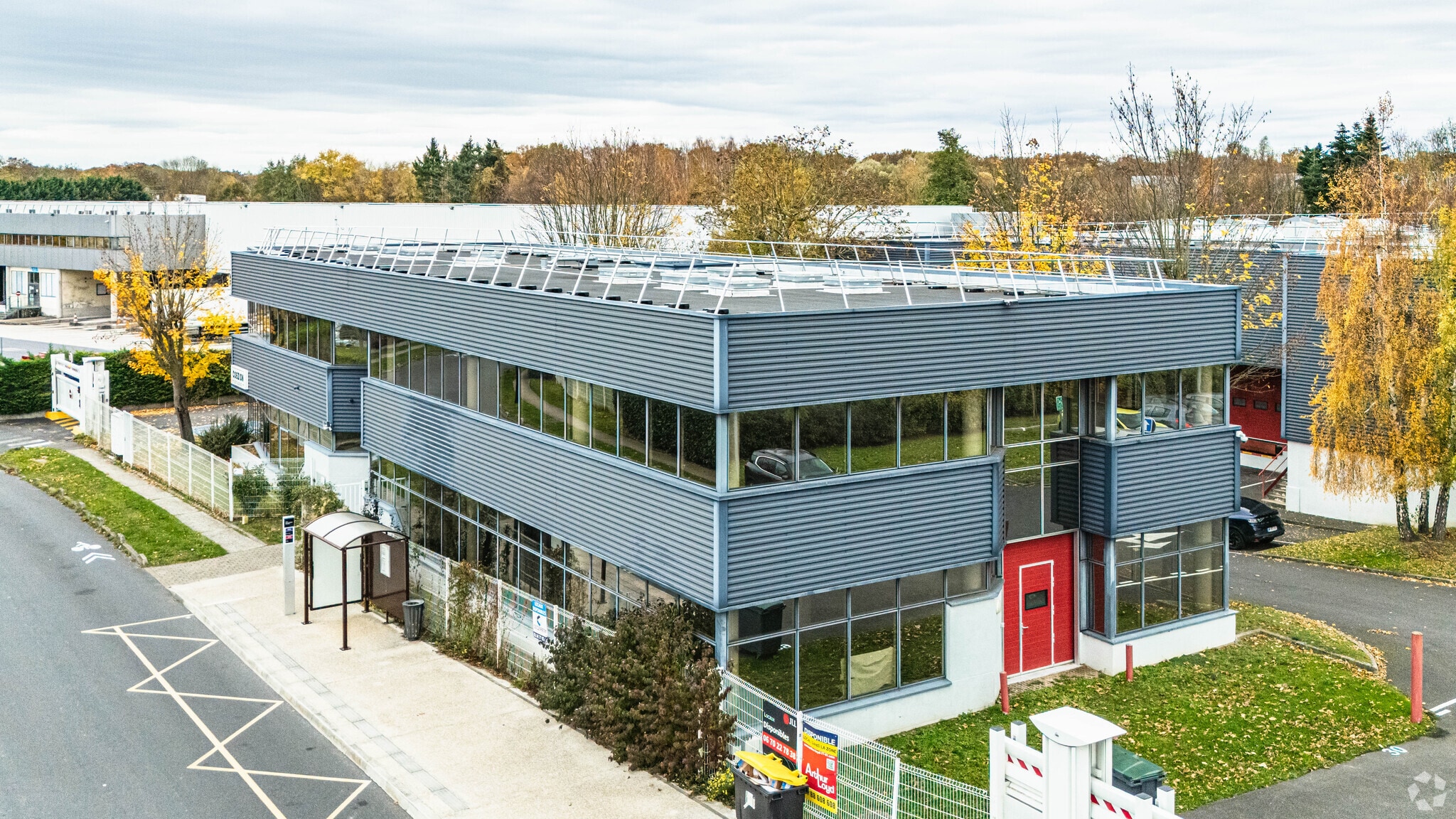 2 Boulevard Des Pays Bas, Tigery à louer Photo principale– Image 1 sur 3