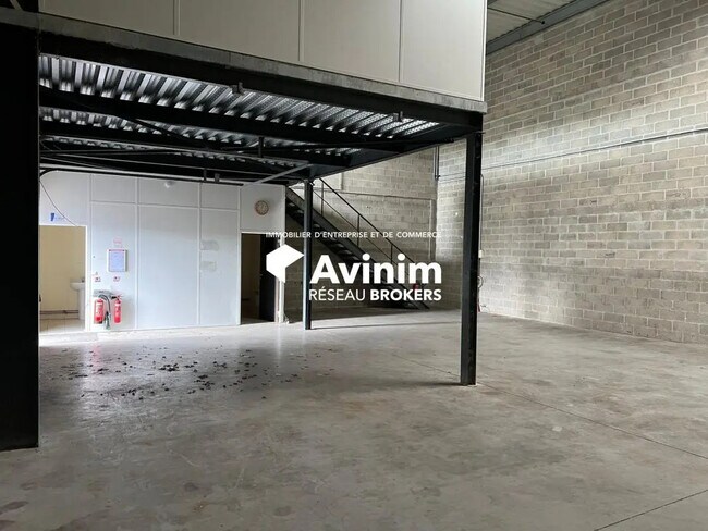 Plus de détails pour Industriel/Logistique à vendre