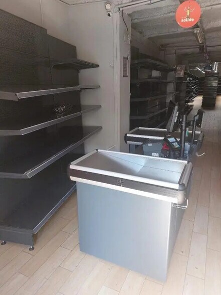 Local commercial dans Bois-Colombes à louer - Photo de l’immeuble – Image 3 sur 4