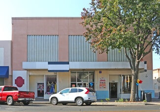 Plus de détails pour 125-129 N Main St, Porterville, CA - Local commercial à louer