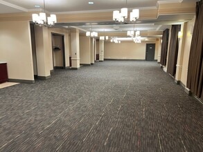 435 Gregoire Dr, Fort McMurray, AB à louer Photo intérieure– Image 2 sur 4