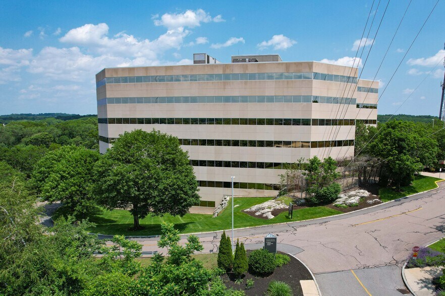 75 Second Ave, Needham, MA à louer - Photo de l’immeuble – Image 1 sur 6