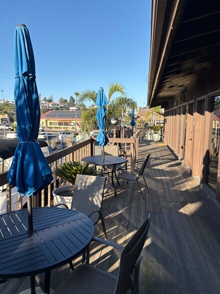 2711-2729 W Coast Hwy, Newport Beach, CA à louer - Photo de l’immeuble – Image 3 sur 10