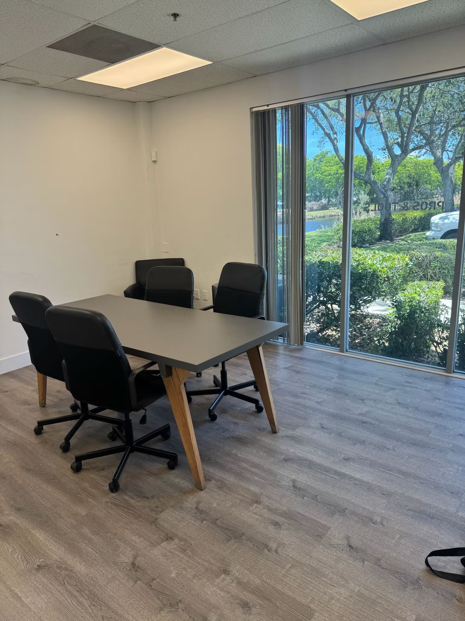 2025 NW 15th Ave, Pompano Beach, FL à louer Photo intérieure– Image 1 sur 2