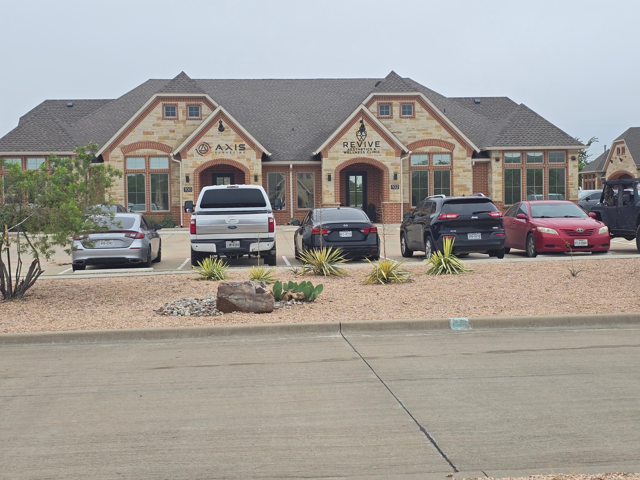 1000 Legacy Ranch Rd, Waxahachie, TX à louer Photo de l’immeuble– Image 1 sur 2