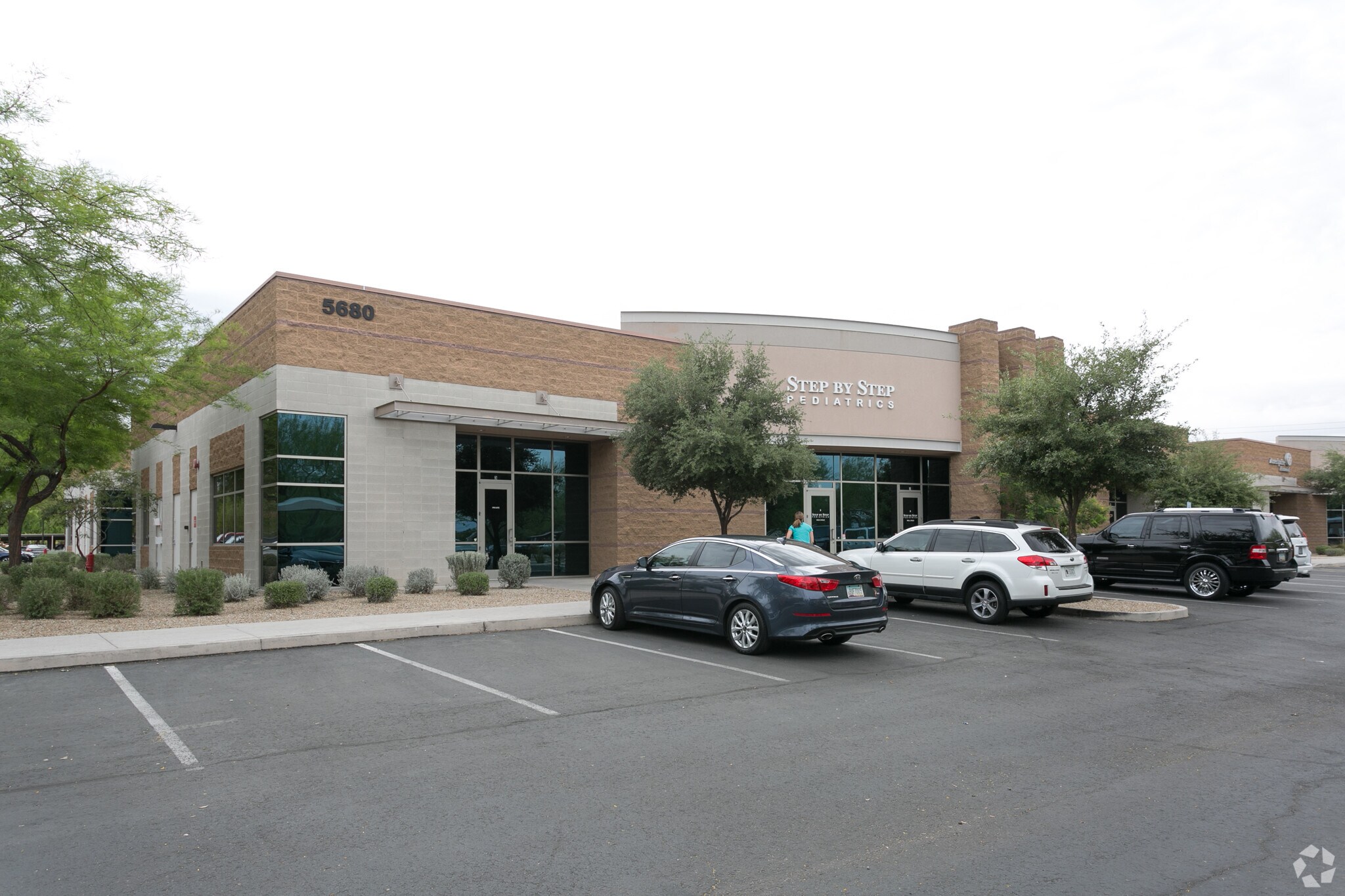5680 W Chandler Blvd, Chandler, AZ à vendre Photo principale– Image 1 sur 8