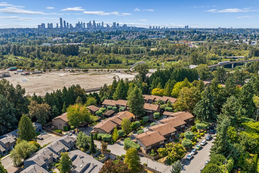 6871-6899 Bromley Crt, Burnaby, BC à vendre - Photo de la construction – Image 2 sur 5