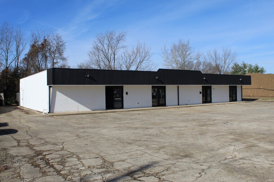 310 N 13th St, Rogers, AR à vendre - Photo de l’immeuble – Image 2 sur 17