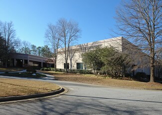Plus de détails pour 5125 Peachtree Industrial Blvd, Peachtree Corners, GA - Local d'activités à louer