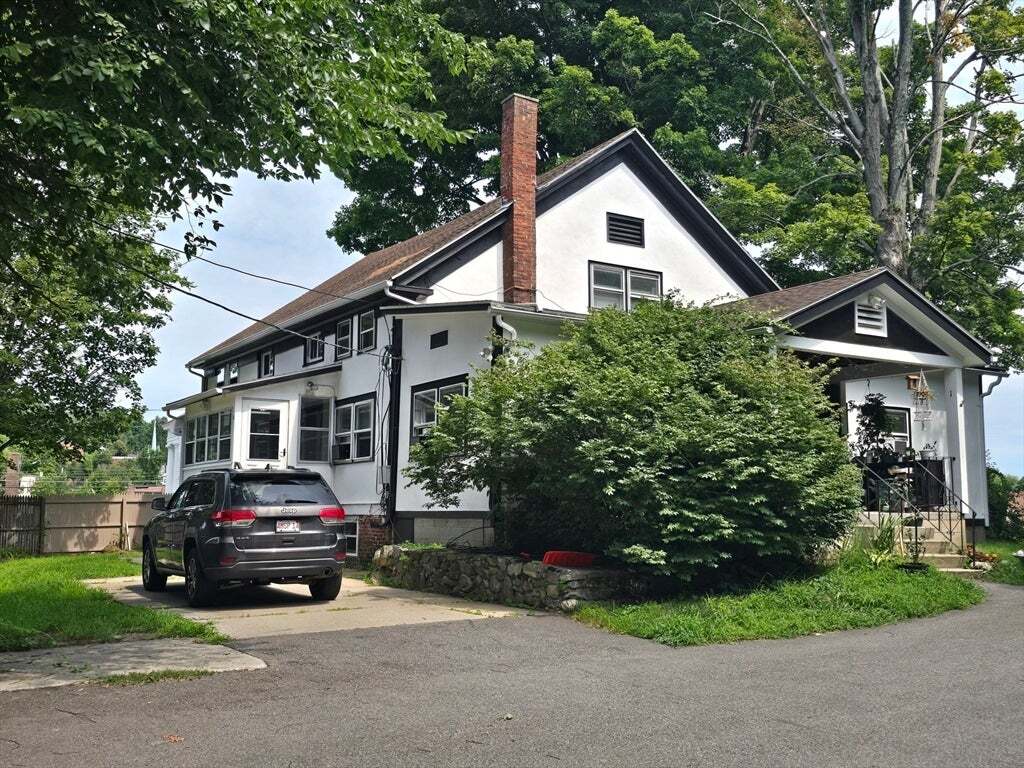 1 Cheney St, Orange, MA à vendre Photo de l’immeuble– Image 1 sur 35