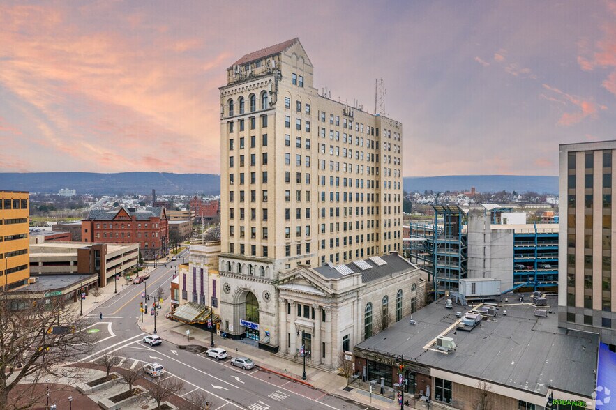 67-69 Public Sq, Wilkes Barre, PA à vendre - Photo de l’immeuble – Image 2 sur 11