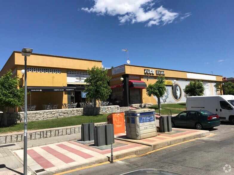 Local commercial dans Soto del Real, Madrid à vendre - Photo de l’immeuble – Image 3 sur 5