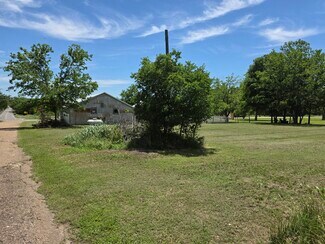 Plus de détails pour 110 County Road 421, Thorndale, TX - Local commercial à vendre