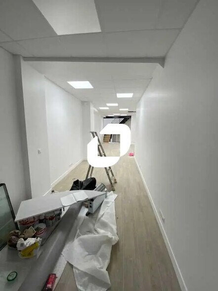 Bureau dans Paris à louer - Photo de l’immeuble – Image 3 sur 8