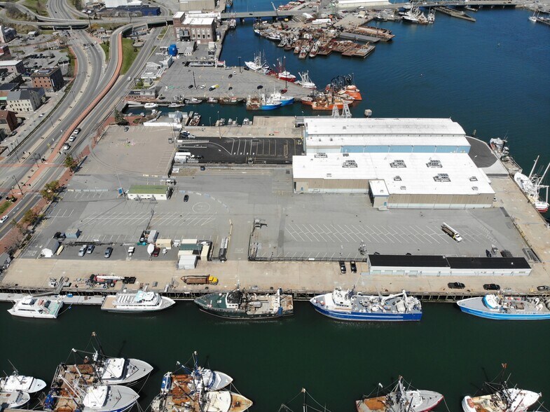 93 State Pier, New Bedford, MA à louer - Photo de l’immeuble – Image 1 sur 10