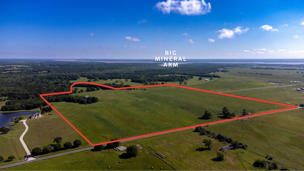 1761 Brooks Ln, Sadler, TX à vendre - Photo de l’immeuble – Image 2 sur 42