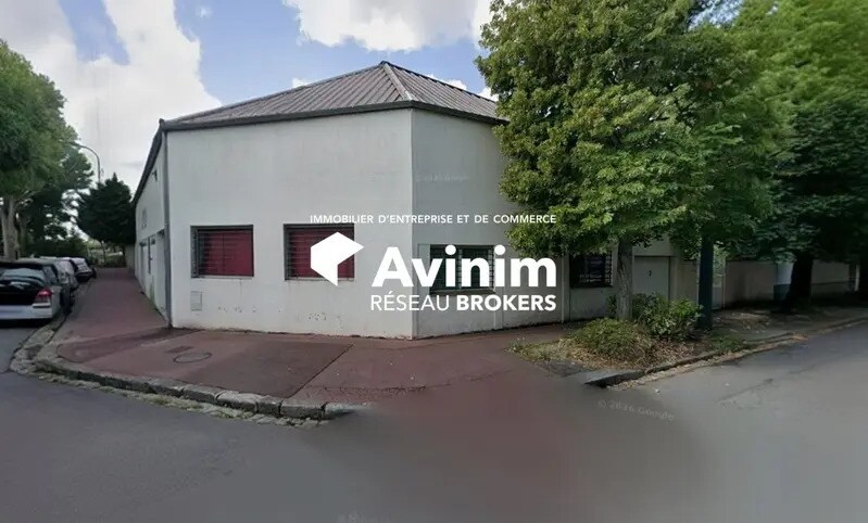 Industriel/Logistique dans Saint-Maur-des-Fossés à louer - Photo de l’immeuble – Image 2 sur 10
