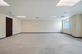 3115 College Park Dr, Conroe, TX à vendre Photo intérieure– Image 1 sur 35