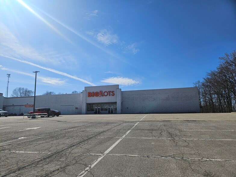 15977-15981 State Route 170, Calcutta, OH à louer - Photo de l’immeuble – Image 2 sur 44