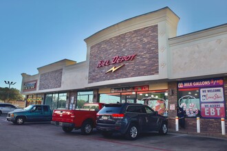 7506 Martin Luther King Blvd, Houston, TX à louer Photo de l’immeuble– Image 1 sur 5
