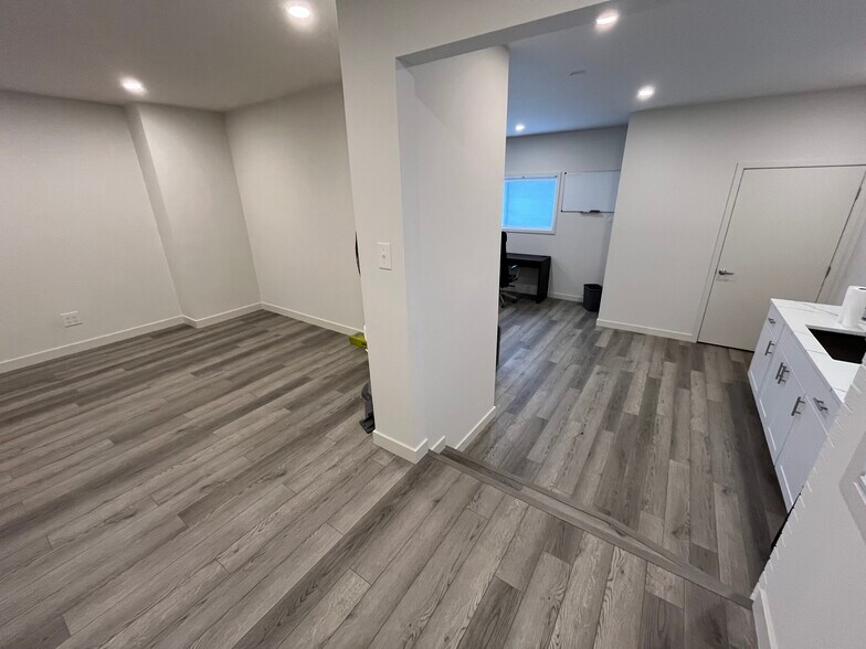 1562 S Acoma St, Denver, CO à vendre - Photo de l’immeuble – Image 3 sur 14