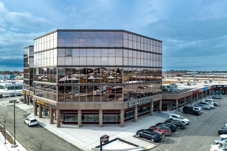 3200 Dufferin St, Toronto, ON à louer - Photo de l’immeuble – Image 3 sur 6