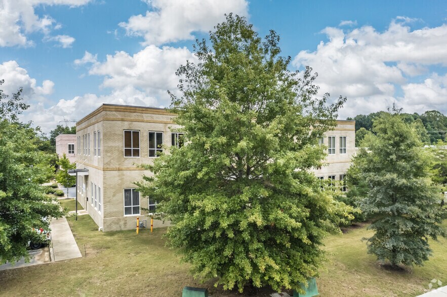 7796 Wolf Trail Cv, Germantown, TN à louer - Photo de l’immeuble – Image 3 sur 23