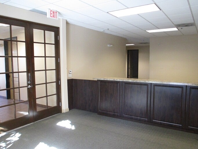9300 Laurel Canyon Blvd, Pacoima, CA à vendre - Photo intérieure – Image 2 sur 9