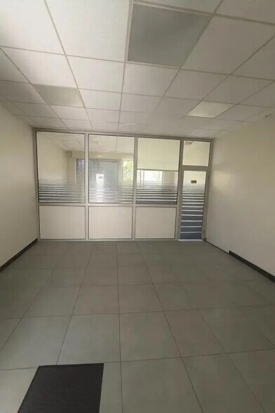 6 Rue Pelleport, Paris à louer - Photo de l’immeuble – Image 3 sur 12