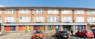 Plus de détails pour 13-21 Cole Green Ln, Welwyn Garden City - Local commercial à vendre
