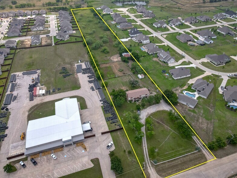 16777 John Wiley Rd, Justin, TX à vendre - Photo de l’immeuble – Image 2 sur 7
