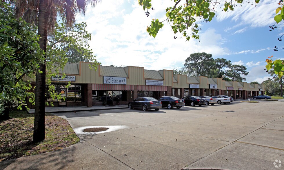 2715 N Harbor City Blvd, Melbourne, FL à louer - Photo de l’immeuble – Image 2 sur 3