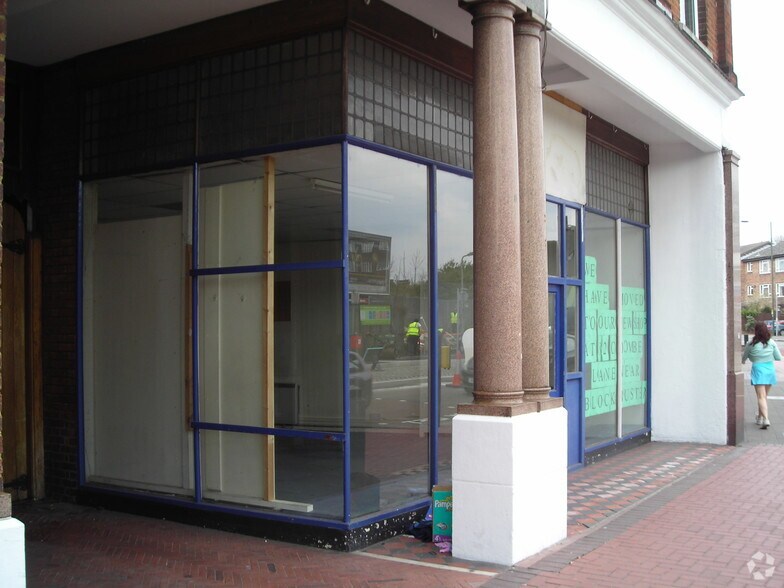 4 Coombe Ln, Londres à louer - Photo de l’immeuble – Image 2 sur 2