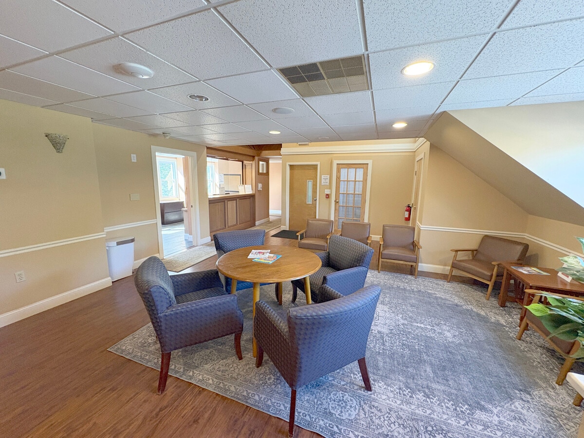 535 Ocean Ave, Portland, ME 04103 - Lot 4 - - Photo intérieure - Image 2 of 4