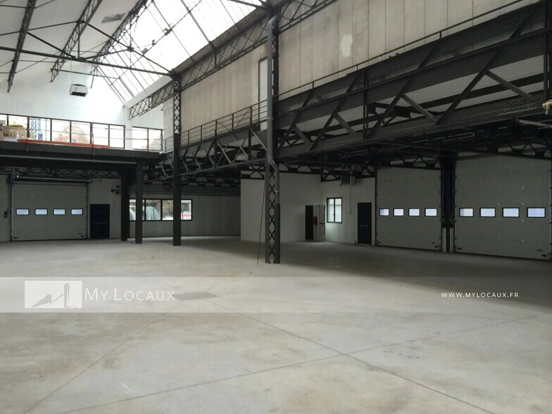 Local d’activités dans Gennevilliers à louer - Photo de l’immeuble – Image 3 sur 10