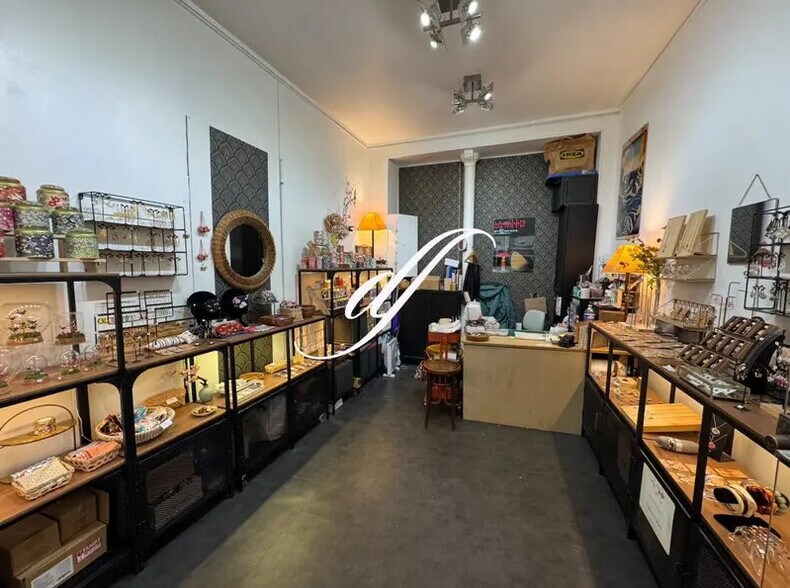 Local commercial dans Paris à louer - Photo intérieure – Image 3 sur 3