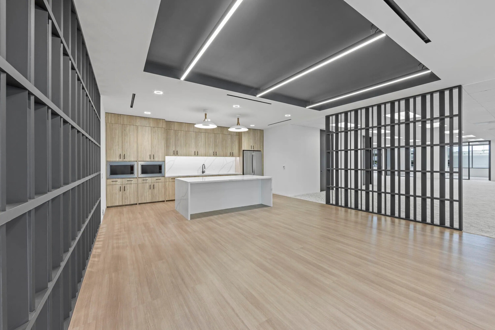 18100 Von Karman Ave, Irvine, CA à louer Photo intérieure– Image 1 sur 7