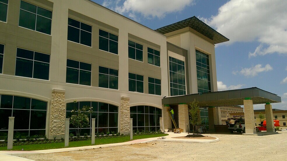 11123 Christus Hills, San Antonio, TX à louer - Photo de l’immeuble – Image 3 sur 6