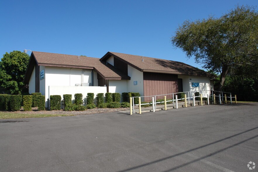 506 4th Ave W, Palmetto, FL à vendre - Photo principale – Image 1 sur 16