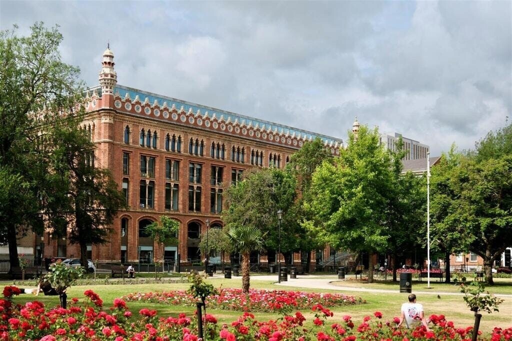 23 Park Sq S, Leeds à louer Photo de l’immeuble– Image 1 sur 14