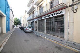 Local commercial dans Vilanova i la Geltrú, Barcelona à louer Photo de l’immeuble– Image 1 sur 6