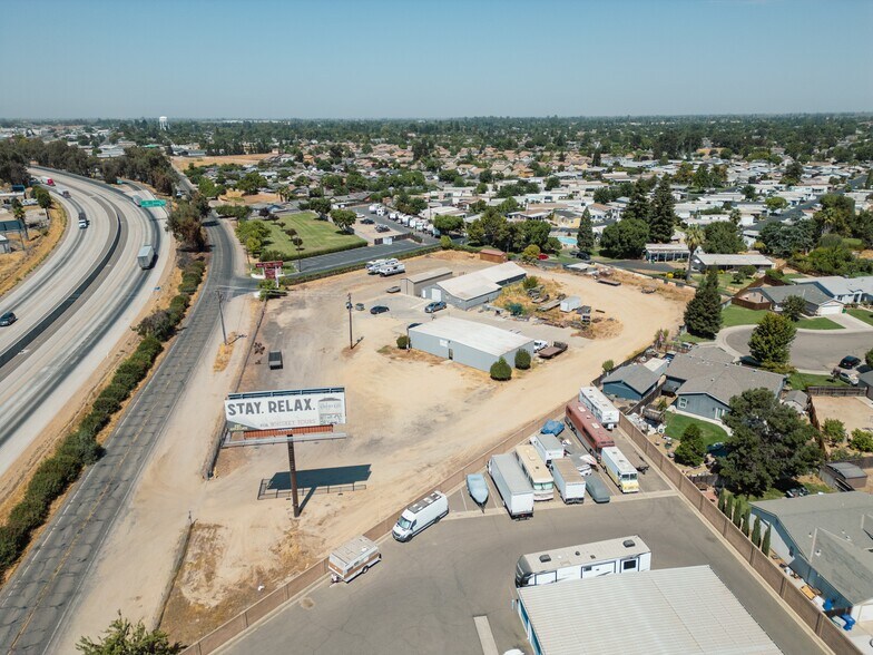 901 E Broadway Ave, Atwater, CA à vendre - Photo principale – Image 1 sur 38