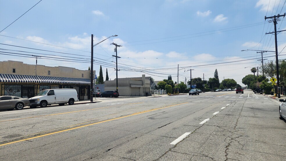 6526 Holmes Ave, Los Angeles, CA à vendre - Photo de l’immeuble – Image 3 sur 5
