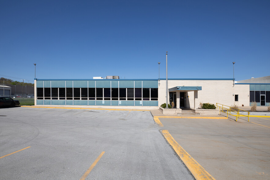 4343 Clary Blvd, Kansas City, MO à vendre - Photo de l’immeuble – Image 1 sur 15