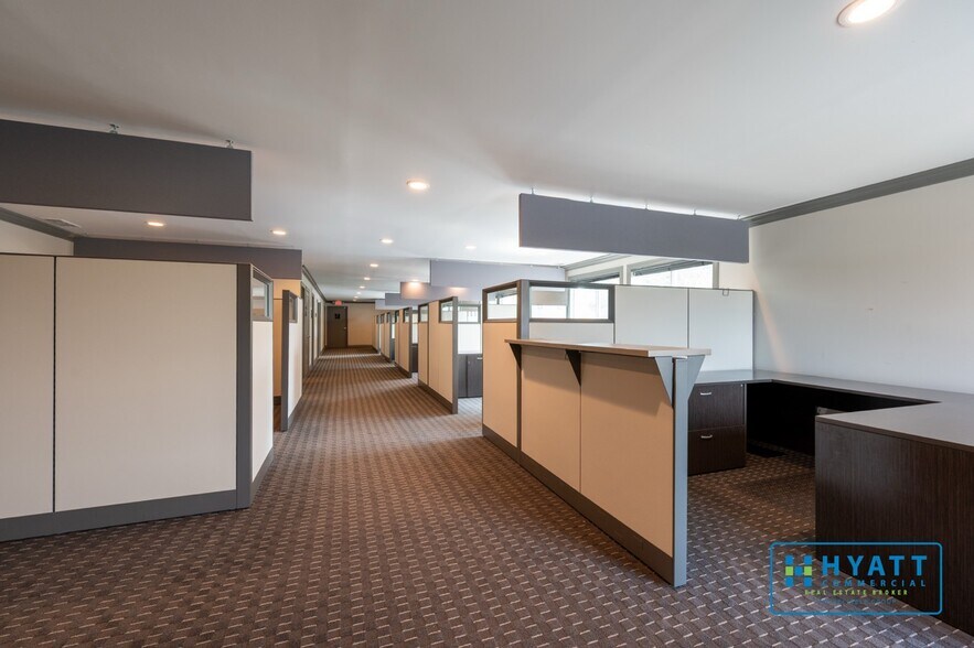 27 Old Solomons Island Rd, Annapolis, MD à louer - Photo de l’immeuble – Image 3 sur 7