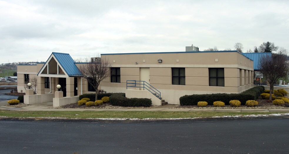 1385 Washington Rd, Washington, PA à louer - Photo de l’immeuble – Image 2 sur 5