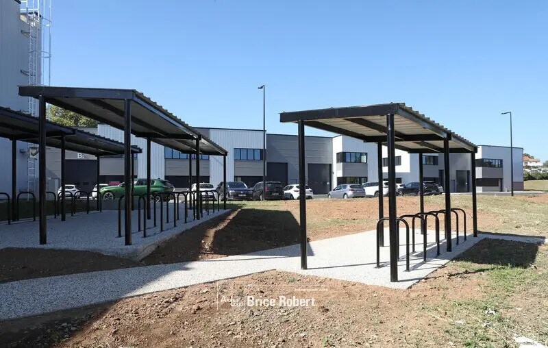 Bureau dans OULLINS-PIERRE-BÉNITE à louer - Photo de l’immeuble – Image 3 sur 5