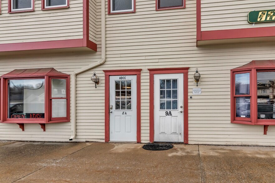 1794 Bridge St, Dracut, MA à vendre - Photo de l’immeuble – Image 2 sur 23